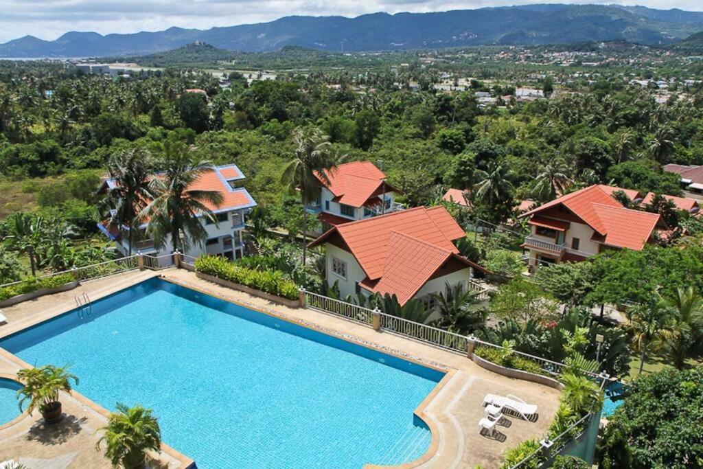 Serenity Shores - 2 King Bed - Beachfront Penthouse